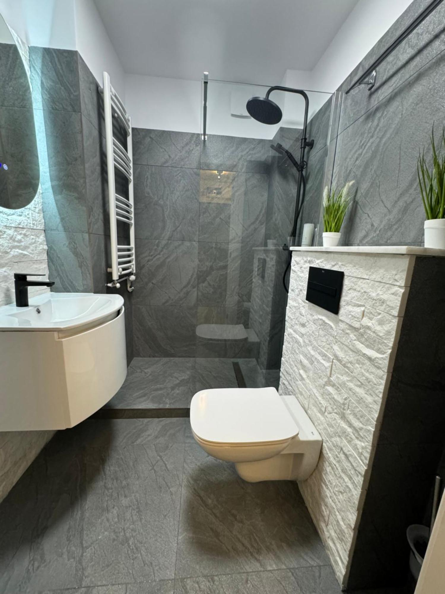 Central Suite Букурещ Екстериор снимка